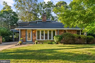 2005 Clark Place, Alexandria, VA 22308 - Photo 2