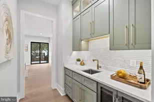 402 Marshall Rd SW, Vienna, VA 22180 - Photo 22