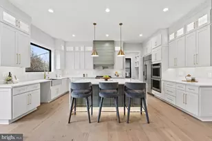 402 Marshall Rd SW, Vienna, VA 22180 - Photo 14