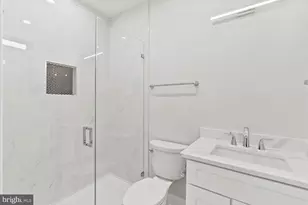 402 Marshall Rd SW, Vienna, VA 22180 - Photo 58