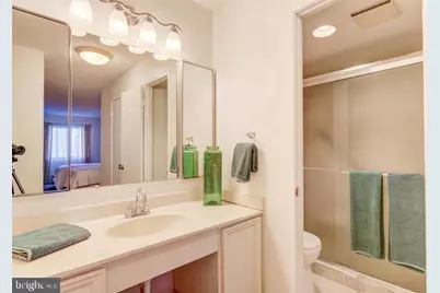 5902 Mount Eagle Drive #403, Alexandria, VA 22303 - Photo 8
