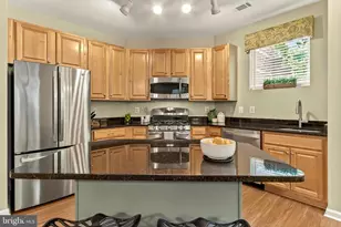 2791 Centerboro Dr, Vienna, VA 22181 - Photo 14