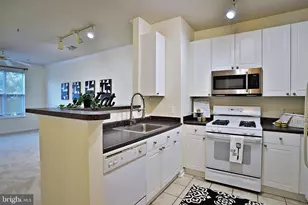 9490 Virginia Center Blvd, Vienna, VA 22181 - Photo 6