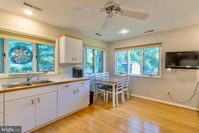 7613 Hamlet Street, Springfield, VA 22151 - Photo 12