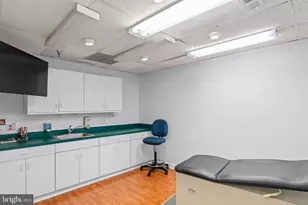 5514 Alma Ln, Springfield, VA 22151 - Photo 2