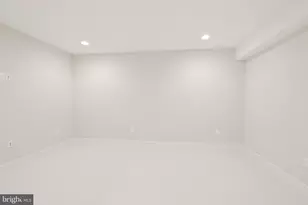 502 Kibler Cir SW, Vienna, VA 22180 - Photo 64