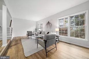 9611 Scotch Haven Dr, Vienna, VA 22181 - Photo 12