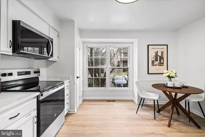 9611 Scotch Haven Drive, Vienna, VA 22181 - Photo 24