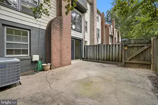 9611 Scotch Haven Dr, Vienna, VA 22181 - Photo 34