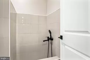 2207 Arden St, Dunn Loring, VA 22027 - Photo 36