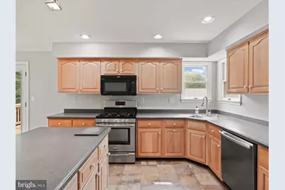 7533 Hollindale, Alexandria, VA 22306 - Photo 12