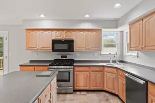 7533 Hollindale, Alexandria, VA 22306 - Photo 12