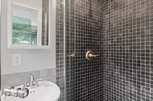 7533 Hollindale, Alexandria, VA 22306 - Photo 32