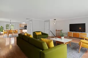 7533 Hollindale, Alexandria, VA 22306 - Photo 6