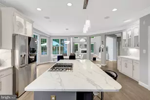 401 Walker Rd, Great Falls, VA 22066 - Photo 20