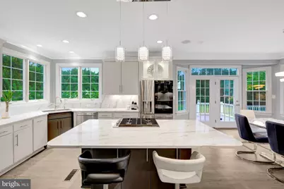 401 Walker Road, Great Falls, VA 22066 - Photo 18