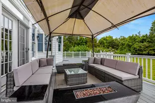 401 Walker Rd, Great Falls, VA 22066 - Photo 66