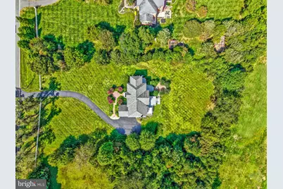 401 Walker Road, Great Falls, VA 22066 - Photo 80