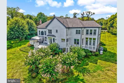 401 Walker Road, Great Falls, VA 22066 - Photo 64