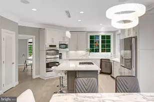 401 Walker Rd, Great Falls, VA 22066 - Photo 16