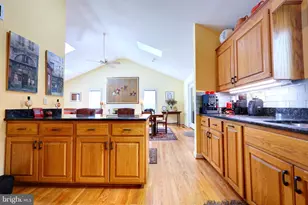 1410 Cedar Ave, McLean, VA 22101 - Photo 8