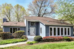 1410 Cedar Ave, McLean, VA 22101 - Photo 2