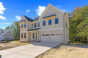 8276 Colling Manor Ct, Alexandria, VA 22308 - Photo 2