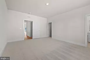 8276 Colling Manor Ct, Alexandria, VA 22308 - Photo 40