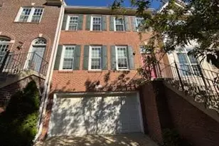 9404 Regency Crest Dr, Vienna, VA 22181 - Photo 1