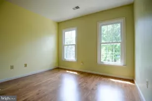 9404 Regency Crest Dr, Vienna, VA 22181 - Photo 18