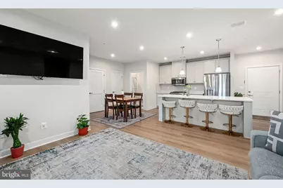 4395 Peach Lily Lane #311, Chantilly, VA 20151 - Photo 6