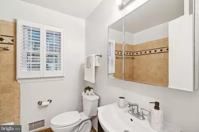 1624 41st Street N, McLean, VA 22101 - Photo 26