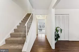 10255 Braddock Rd, Fairfax, VA 22032 - Photo 2