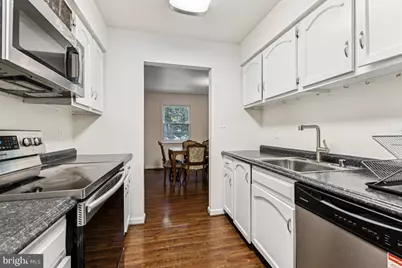 10255 Braddock Road, Fairfax, VA 22032 - Photo 8