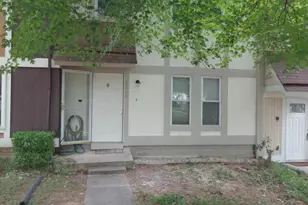 5565 Peppercorn Dr, Burke, VA 22015 - Photo 2