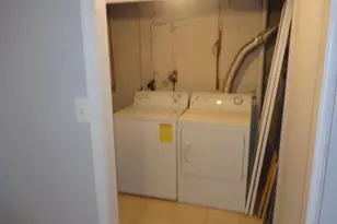 5565 Peppercorn Dr, Burke, VA 22015 - Photo 10