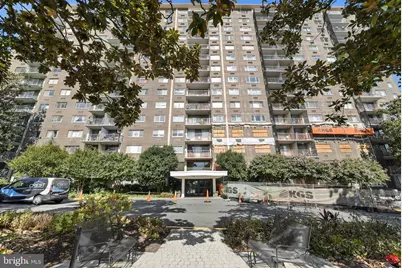 2059 Huntington Avenue #907, Alexandria, VA 22303 - Photo 2