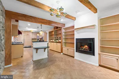 1560 Forest Villa Lane, McLean, VA 22101 - Photo 18