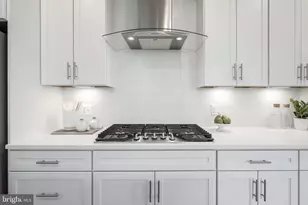 2320 Field Point Rd, Herndon, VA 20171 - Photo 16