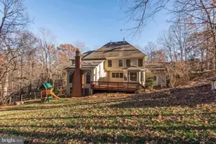 2082 Hunters Crest Way, Vienna, VA 22181 - Photo 4