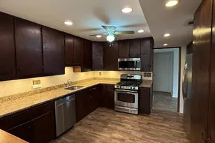 6710 Red Jacket Rd, Springfield, VA 22152 - Photo 12