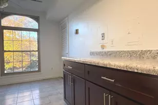 3300 Woodburn Village Dr, Annandale, VA 22003 - Photo 6