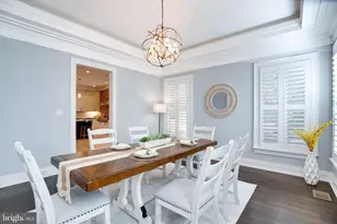 510 Walker St SW, Vienna, VA 22180 - Photo 16