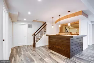 510 Walker St SW, Vienna, VA 22180 - Photo 48