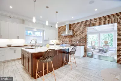 510 Walker Street SW, Vienna, VA 22180 - Photo 22