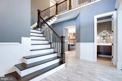 510 Walker Street SW, Vienna, VA 22180 - Photo 8