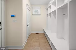 217 Pleasant St SW, Vienna, VA 22180 - Photo 46