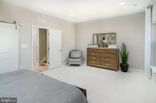 12580 Ovation Dr, Fairfax, VA 22033 - Photo 10