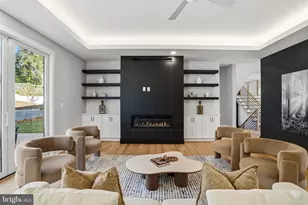 7306 Sportsman Dr, Falls Church, VA 22043 - Photo 16