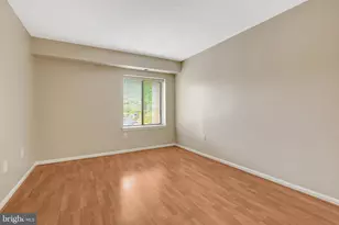 10208 Bushman Dr, Oakton, VA 22124 - Photo 14